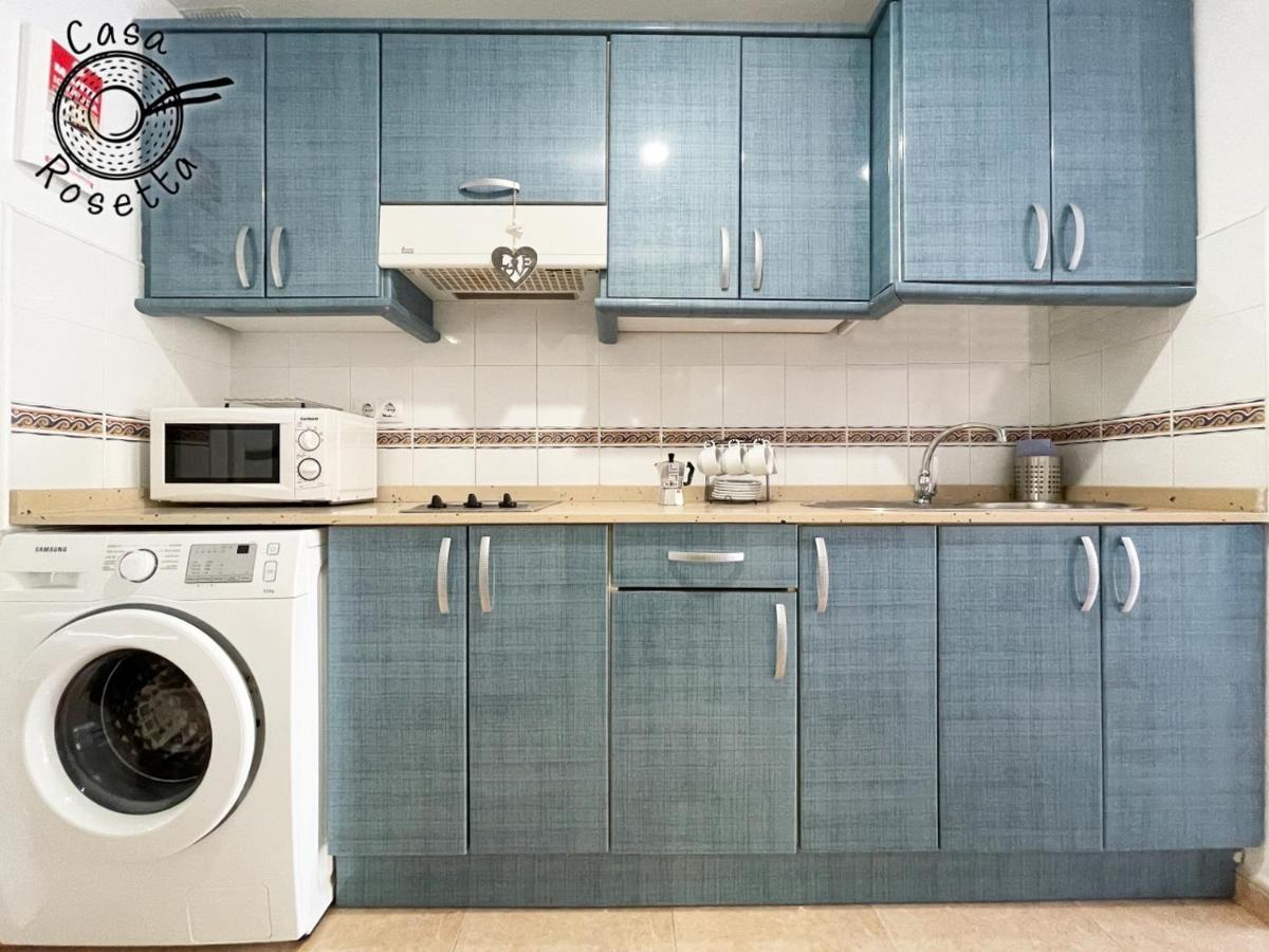 Family Casa Rosetta 4 Persons - Wifi And Pool Service คอร์ราเลโฮ ภายนอก รูปภาพ