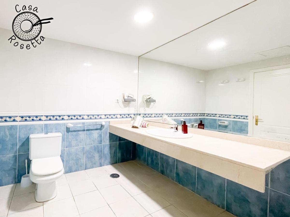 Family Casa Rosetta 4 Persons - Wifi And Pool Service คอร์ราเลโฮ ภายนอก รูปภาพ